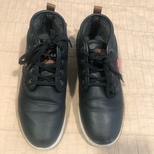 Levi’s boy shoes